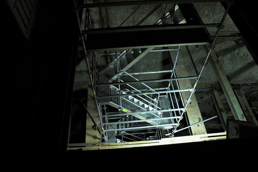 PICT8518-01.jpg